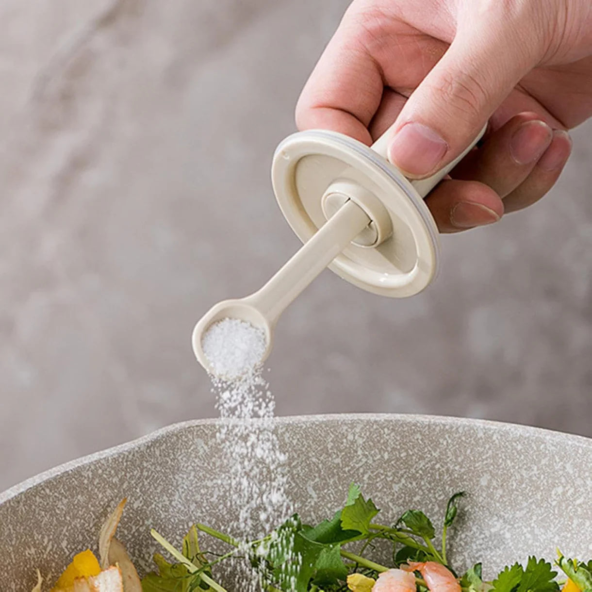 Smart Spice Jar with Integrated Spoon